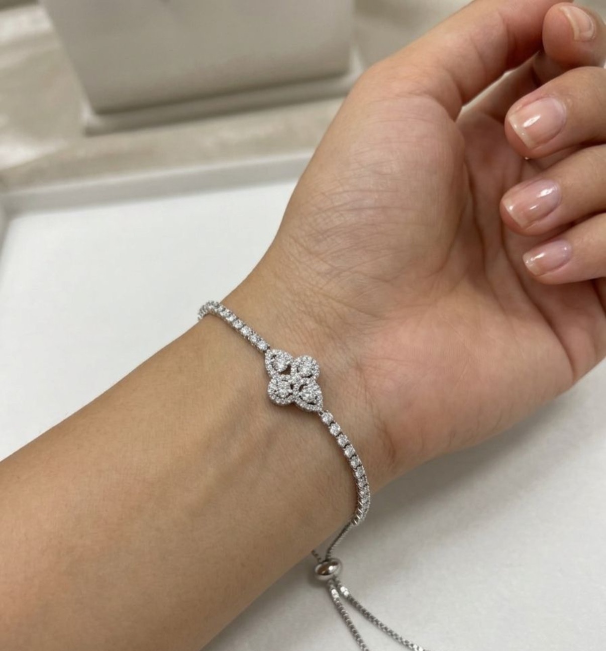 Adjustable Bracelets - Silver (SYBR-11)
