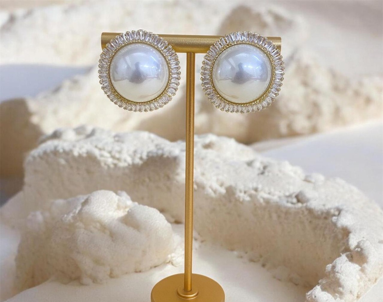 American Diamond - Ad Pearl Tops (REER-2)