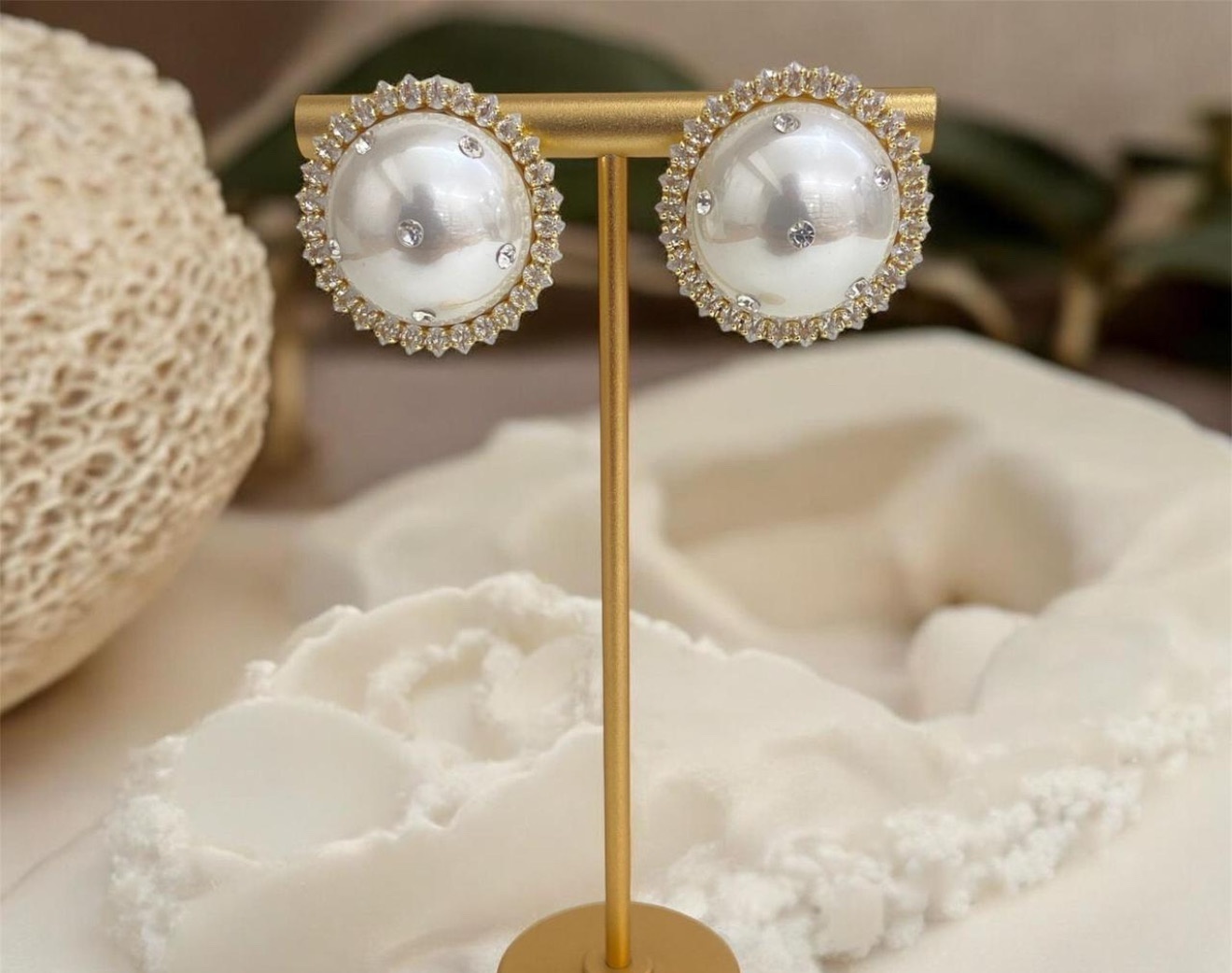 American Diamond - Ad Pearl Tops (REER-9)
