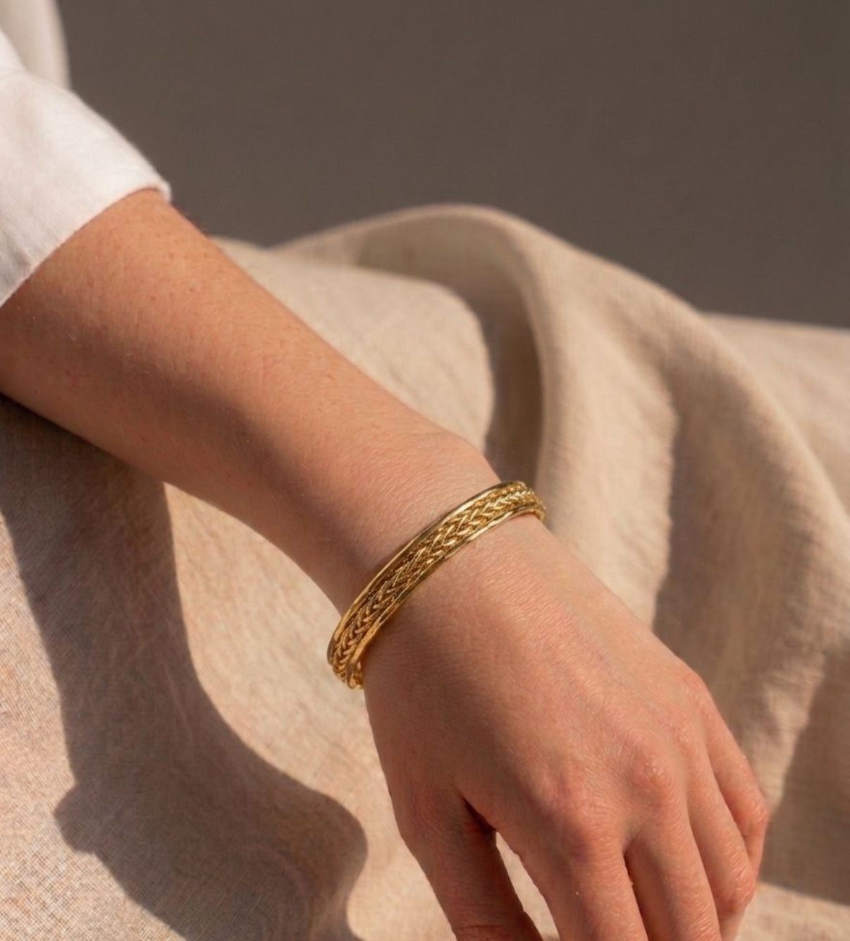 Golden Kadas (Y8KD-14)