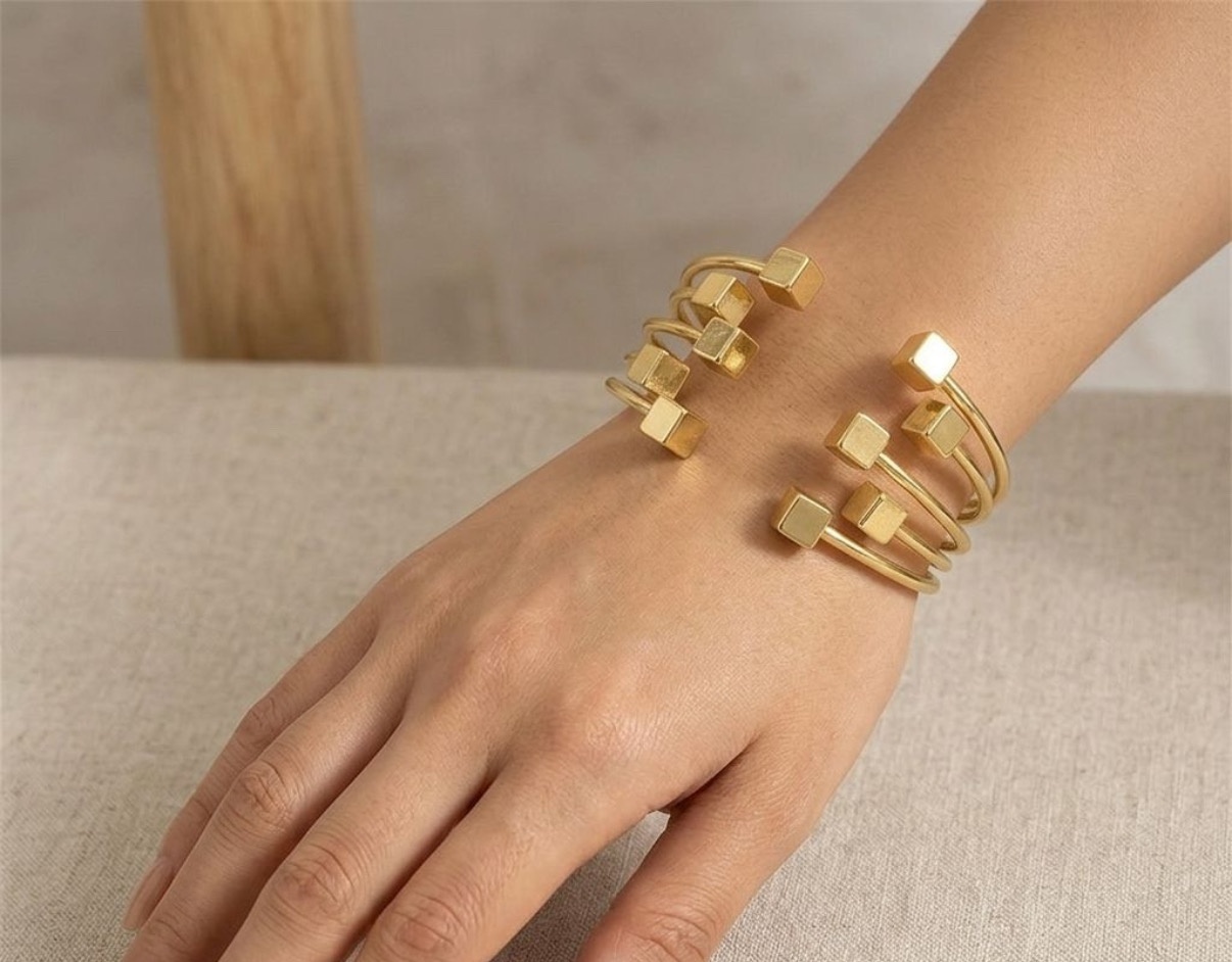 Golden Kadas (Y8KD-28)