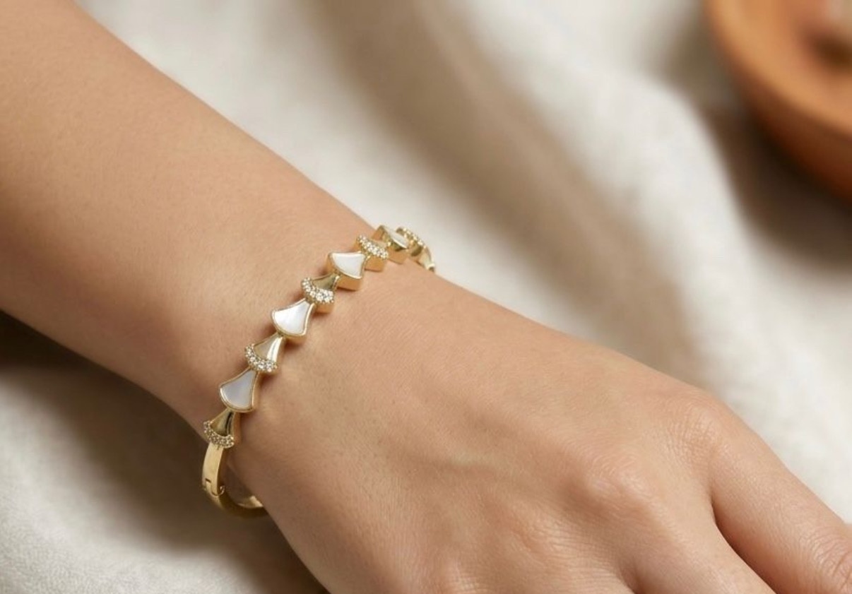 Golden Kadas (Y8KD-38)