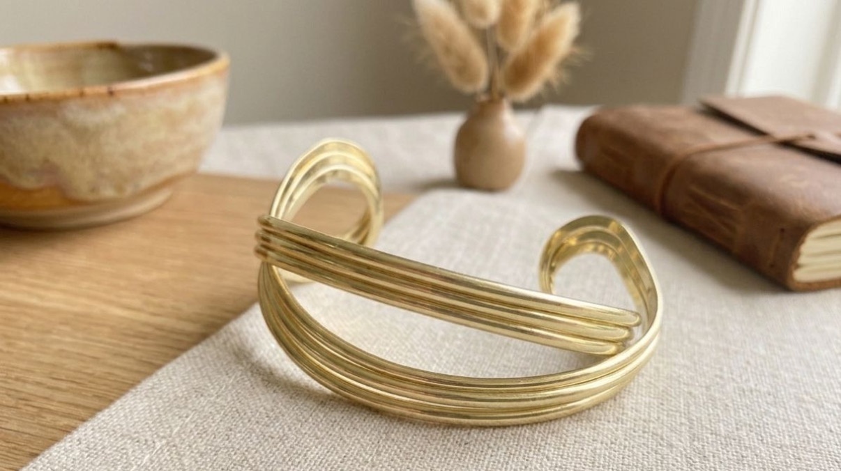 Golden Kadas (Y8KD-63)
