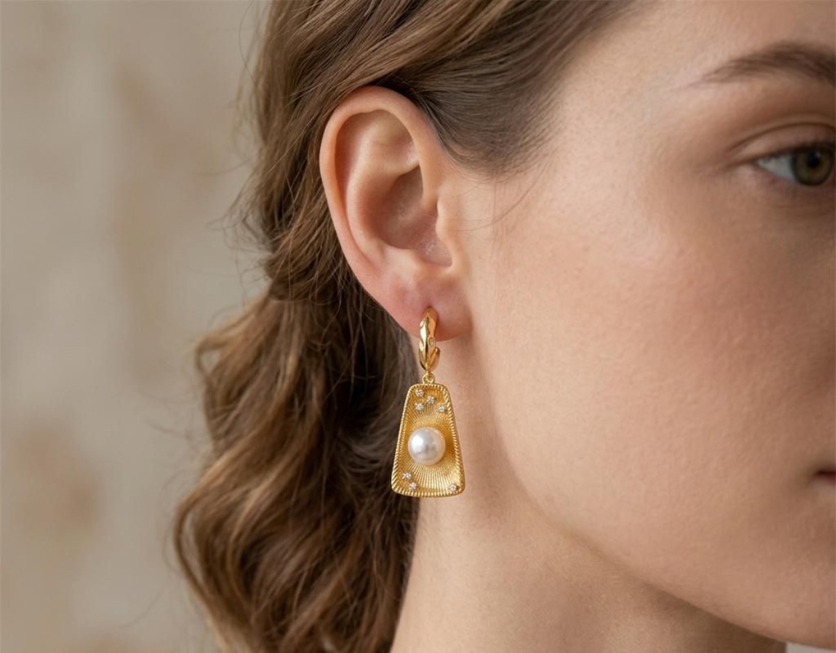 Long Earrings - Golden (FUER-6)