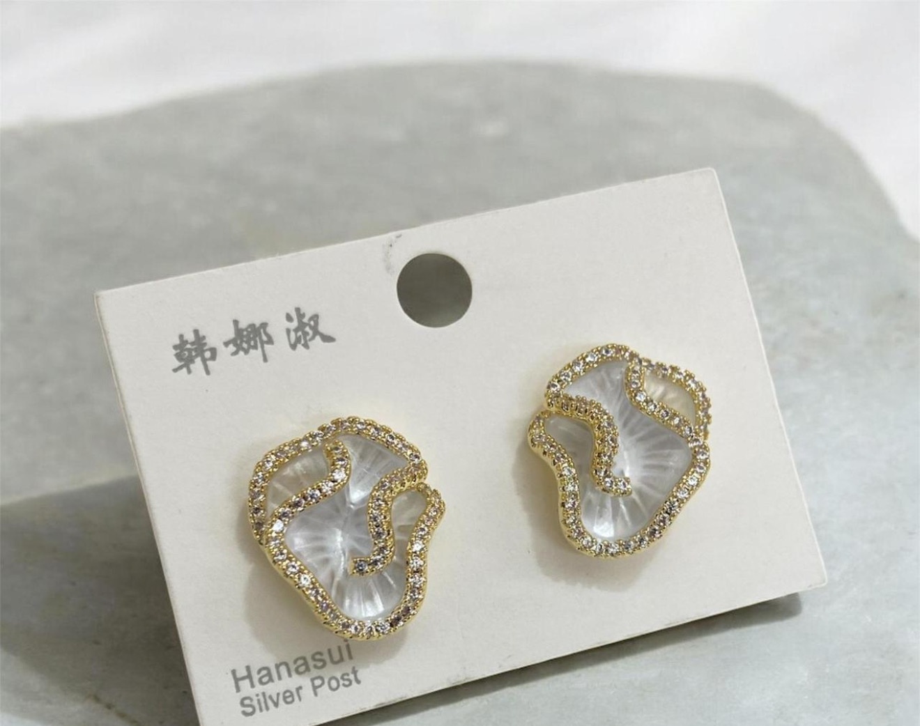 Stud Earrings (YLLER-5)
