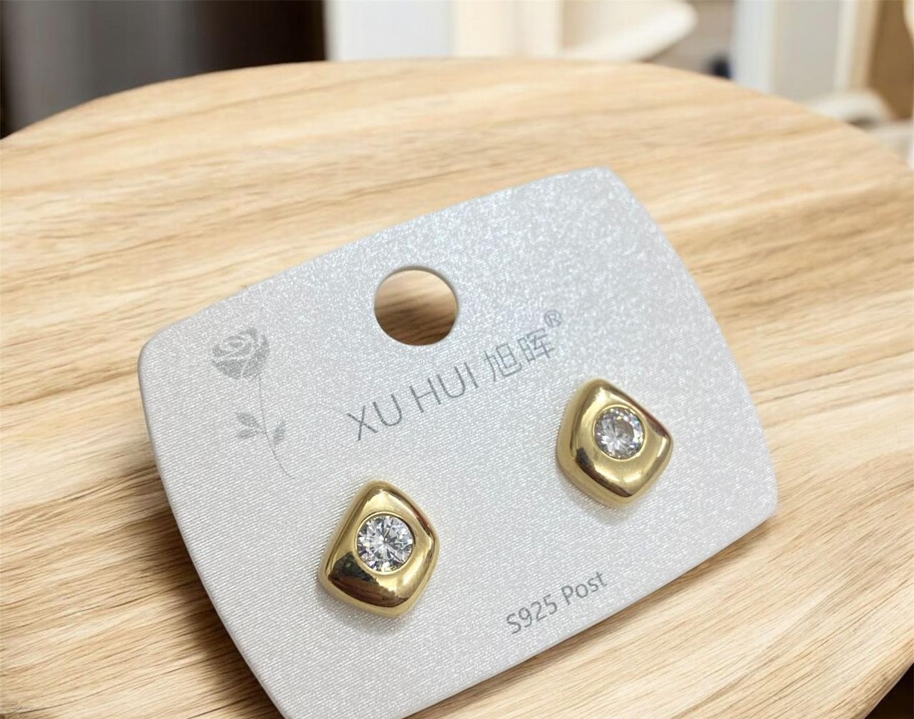 Premium Tops - Golden (XHER-10)